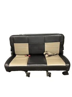 2005 Ford Excursion EDDIE BAUER 3rd Row Black & Tan Seat Foto 1 de 4