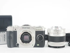 Pentax Q7 Silver 12.4 MP Digital Camera 02 Lens 2391 Shots [Exc+++] #Z5095A - Picture 1 of 12