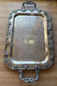 Antigua bandeja para servir mayordomo ornamentado plato de plata victoriano con asas motivo de uva - Imagen 1 de 9