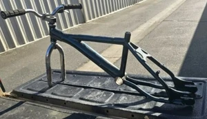 BMX ALUMINUM MONGOOSE CALIFORNIAN FRAME FORKS BARS AND HEAD SET - Picture 1 of 7