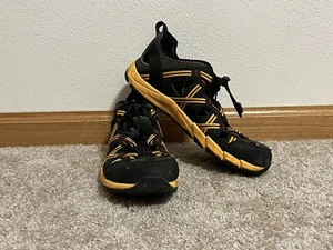Merrell Hydro Choprock Water Hiking Shoes Black Yellow Boys Youth Size 7 Slip On - Picture 1 of 10