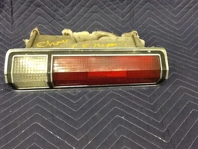 68 Chrysler Newport Right Tail Light Foto 1 de 2
