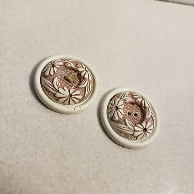 As-is 2 VINTAGE PAIR White FLOWER DAISY Plastic BUTTONS Faux Carved Lightweight - Image 1 of 4