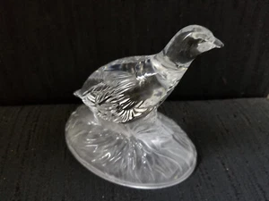 Solid Clear Glass Bird Figurine on Frosted Pedestal 5.5" x 5.5" - Picture 1 of 7