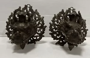 Coppia di applique da parete vintage cinesi in bronzo feroce cane foo - Foto 1 di 10