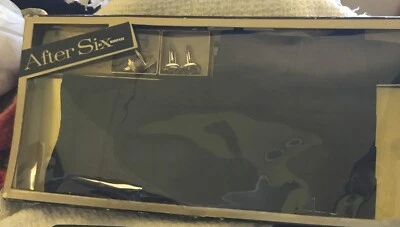 Antigo.After Six por Rudofke Blk./Cummerbund 28-48”, gravata borboleta, Hankie, punho Swank Ln - Imagem 1 de 4