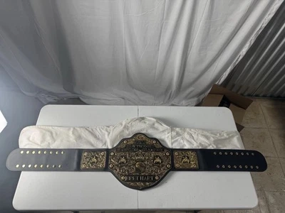 Réplica de cinturón vintage 1999 WCW “Bret Hart” con bolsa WWE WWF FIGURAS TOY COMPANY Foto 1 de 4