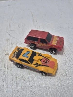 Lot of 2 Vintage Tonka TNT Racers Hot Stuff Screamin Demon/Hot Shot Blazer 80s - Image 1 of 3
