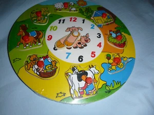bunte Lernuhr, Motiv Bauernhof mit  8 Puzzleteilen, Holz 22 cm - Bild 1 von 4