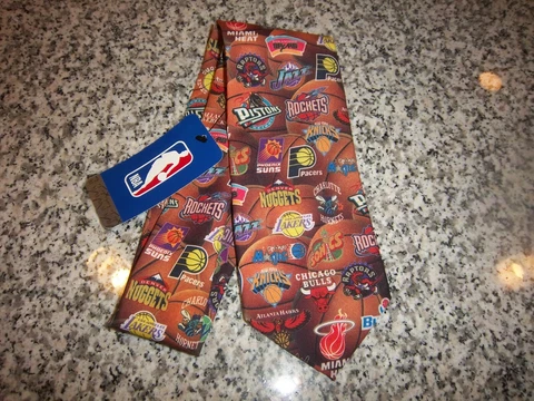 RARE NBA 1996 TEAM LOGOS NECKTIE - NWT Cover