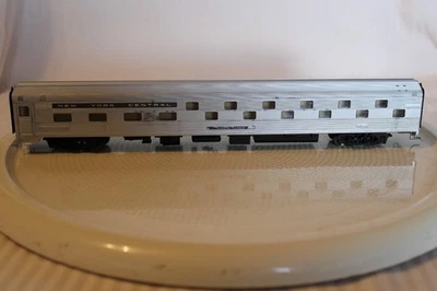 HO Scale Walthers,  24-8 Sleeper Car, New York Central, Silver, # Dunkirk Harbor - Image 1 of 4