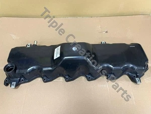 Genuine Toyota 11210-17010 Cover Sub-Assy Cylinder Head 1121017010 OEM - Picture 1 of 6