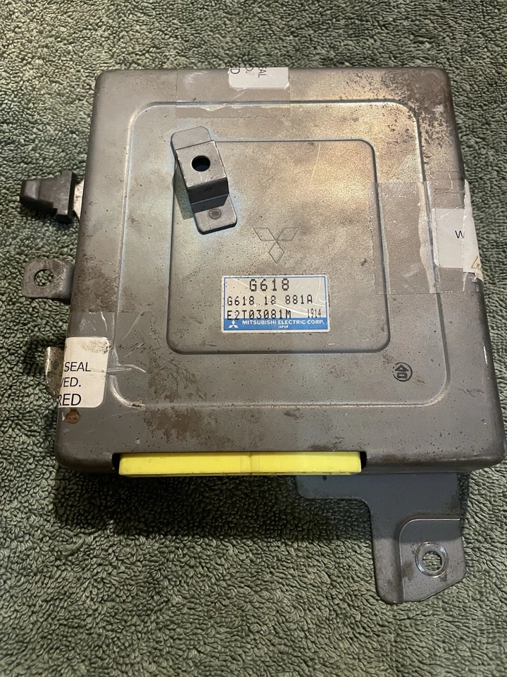 1991-1993 Mazda B2600 Ecm Ecu G618 18 881A Tested Good  - Image 1 of 1