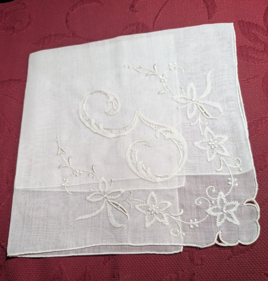 FANTÁSTICO PAÑUELO MADEIRA BLANCO VINTAGE 2 MONOGRAMA EXQUISITO NUEVO Foto 1 de 1