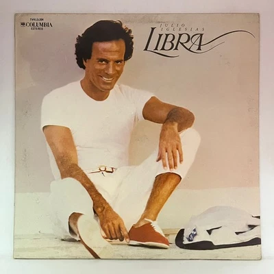 JULIO IGLESIAS - LIBRA - 1985 MEXICAN LP ALBUM + INNER SLEEVE, LATIN POP - Image 1 of 4