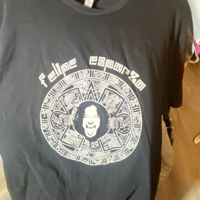 Felipe Esparza Camiseta Blanco y Negro ☼Extra Foto 1 de 4
