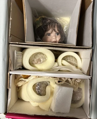 Muñeca de porcelana girasol Marie Osmond Four Seasons NUEVA/2000 limitada Foto 1 de 4