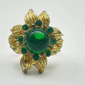 Vintage Adjustable Flower Ring Green Cabochon and Rhinestones Gold Tone - Picture 1 of 6