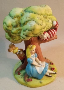 Walt Disney Productions Alice In Wonderland Figurine. 7"x5". Cheshire Cat - Picture 1 of 9