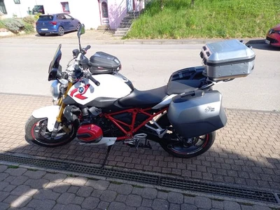 BMW R 1200 R - Bild 1 von 4