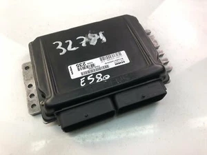 E580 VOLVO S40 2008 Engine Control Unit ECU P30614235 S108212204D - Picture 1 of 4