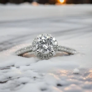 14K WG 1 CTW Diamond Solitaire Halo Pave Wedding Band Engagement Ring SZ 7 - Picture 1 of 5