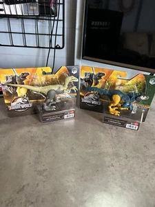 Jurassic World Park Dino Trackers Danger Pack Dinosaur Figures x2 NEW - Picture 1 of 4