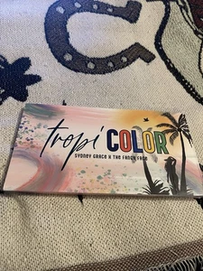 Sydney Grace And fancy Face Tropi Color Eyeshadow Palette. - Picture 1 of 3