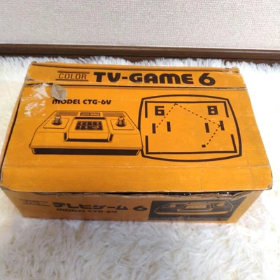 Nintendo Color TV Game 6 CTG-6V Console 1977 Giappone con scatola retro gaming raro - Immagine 1 di 4