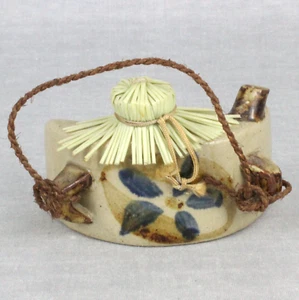 Okinawa Ishikawa Sake Brewery FRASCO DE CADERA Cerámica Japonesa Awamori Ryukyu De Colección - Imagen 1 de 13