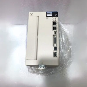 NUEVO Servopack Yaskawa SGD7S-180AA0A EN STOCK - Imagen 1 de 3