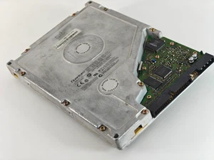 Quantum Bigfoot CY, 2160AT, CY21A011, 2.1GB, IDE HARD DISK DRIVE, 5.25" - Bild 1 von 4