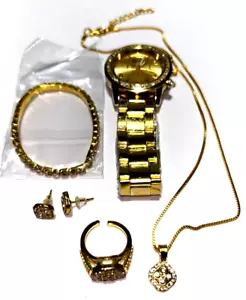 New Women's Fashion Watch With Extras - Picture 1 of 7