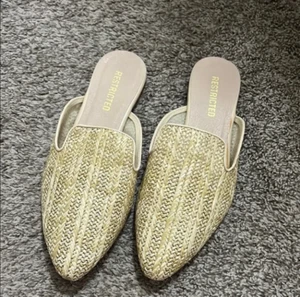 Women’s Restricted Raffia Pointed Toe Mules Size 9 - Picture 1 of 6