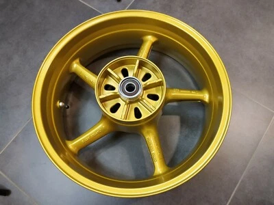 Triumph Daytona 675 rueda trasera dorada nueva t2010503 - nueva - 2006 > 2012 Foto 1 de 4