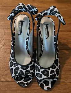 J.Renee Black/White Animal Print Block Heels Size 7 - Picture 1 of 10