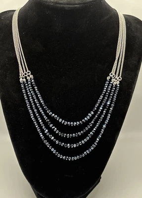 Collar Kenneth Cole New York Multi Hilo Tono Plata Capas con Cuentas Negras Foto 1 de 4