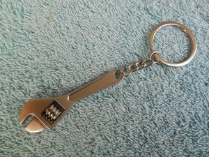 NEW! MINI ADJUSTABLE WRENCH KEYCHAIN - Picture 1 of 7