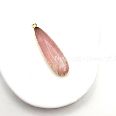 Collar de cuarzo rosa con colgante de piedras preciosas largo ovalado con dije de oro rosa crudo Foto 1 de 4