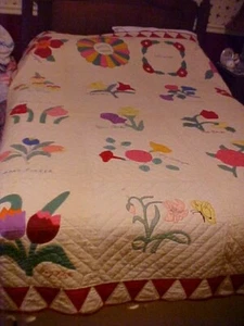 Vintage Floral Applique Signature Quilt GREAT QUILTING - Picture 1 of 12