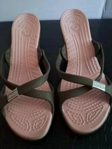 Crocs Women’s Sandals With Heel Size 10 - Picture 1 of 7