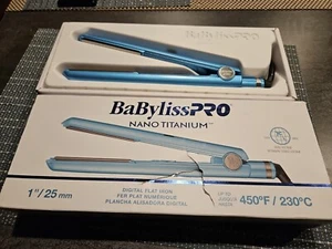 BabylissPRO Nano Titanium Ferro da Stiro Digitale Piatto 1 Pollice - Foto 1 di 2