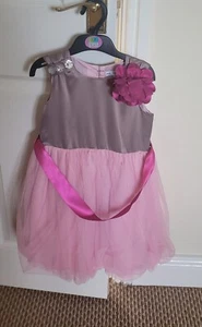 girls party dress with flower, worn once. age 4-5 - Picture 1 of 2