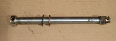 FRONT WHEEL AXLE with NUT -------- 1971 HONDA CL175 SCRAMBLER - Изображение 1 из 2
