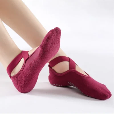 Compre 1 y obtenga 1 calcetines de yoga para mujer gratis Foto 1 de 2