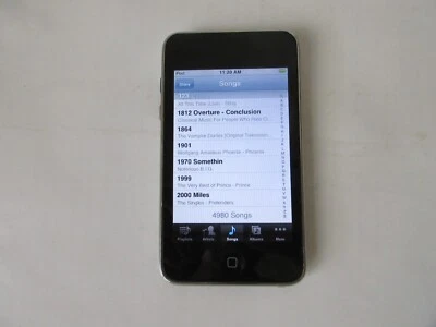 Apple iPod Touch 3rd Generation silver 32GB With (4980 Sons MC008LL) - Image 1 of 4