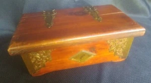 Vintage Beceda Holz & Messing Truhe von R.J. Webers Schmuck Schmuckschmuck 9,5"x5,5"x4" USA - Bild 1 von 10