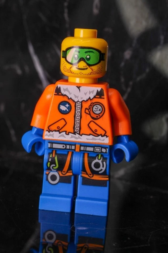 Lego Minifigure -  Arctic Explorer - Male with Green Goggles - Image 1 of 1