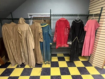 Лот антикварной одежды костюмов Odd Fellows Rebecca Lodge - Коффивилл, Канзас - Изображение 1 из 4