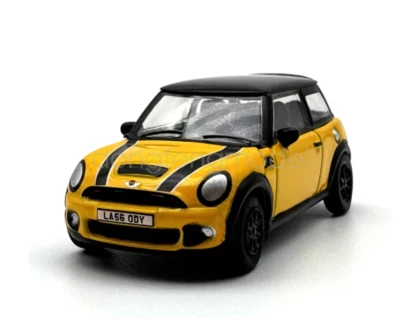 1:76 Yellow New Mini Copper Sports Diecast Metal Car - Image 1 of 4